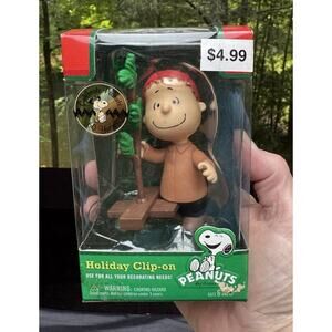 New PEANUTS 60 Years Holiday Clip-on Linus Van Pelt With Tree Forever Fun -OS